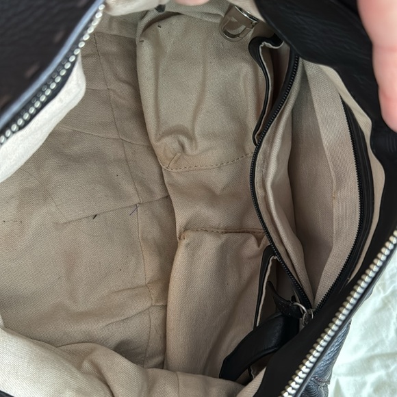 Cole Haan large leather handbag - Picture 4 of 5